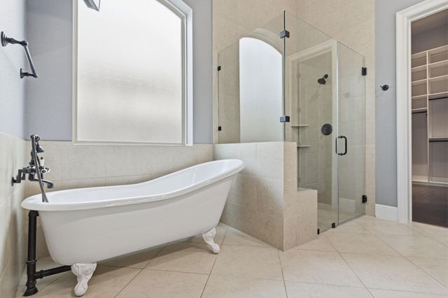 15723 Lake Iris Drive, Houston, TX 77070