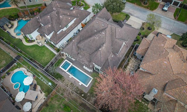 15723 Lake Iris Drive, Houston, TX 77070