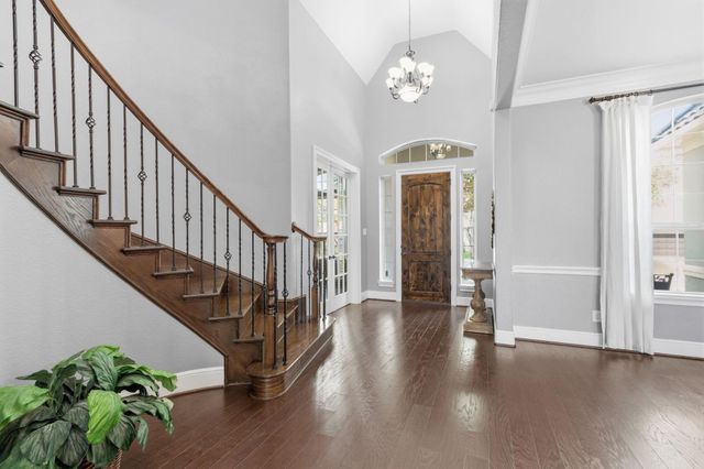 15723 Lake Iris Drive, Houston, TX 77070