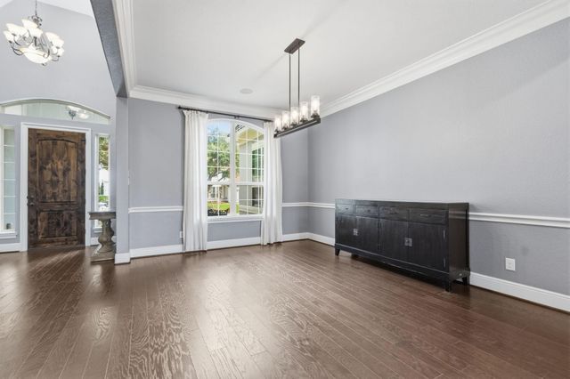 15723 Lake Iris Drive, Houston, TX 77070