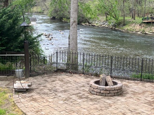 398 Smokeford Road, Murphy, NC 28906