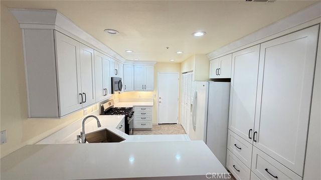 2900 Via Toscana 104, Corona, CA 92879