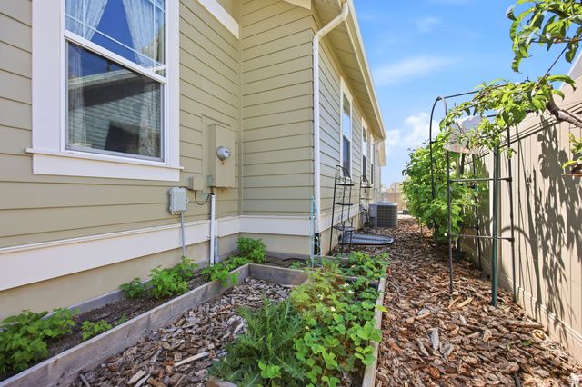423 N JOSEPH ACRES RD, Kaysville, UT 84037