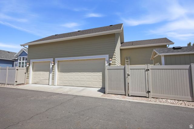 423 N JOSEPH ACRES RD, Kaysville, UT 84037