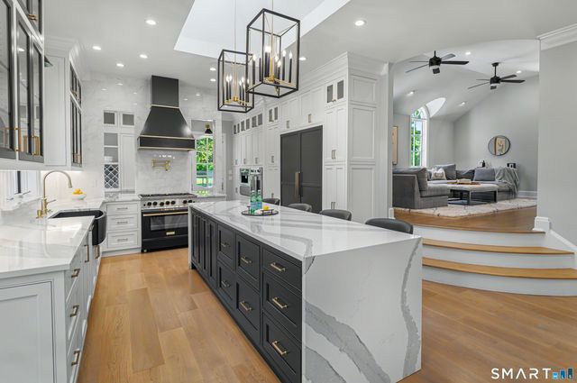 85 Manor Road, Ridgefield, CT 06877