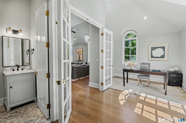 85 Manor Road, Ridgefield, CT 06877