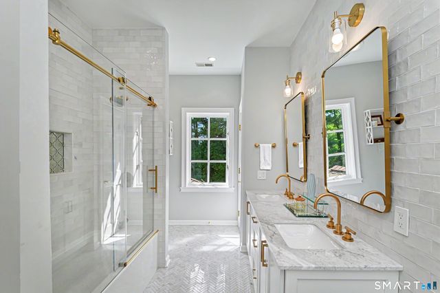 85 Manor Road, Ridgefield, CT 06877