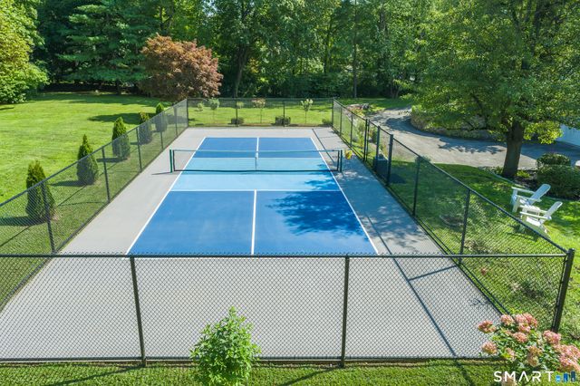 85 Manor Road, Ridgefield, CT 06877