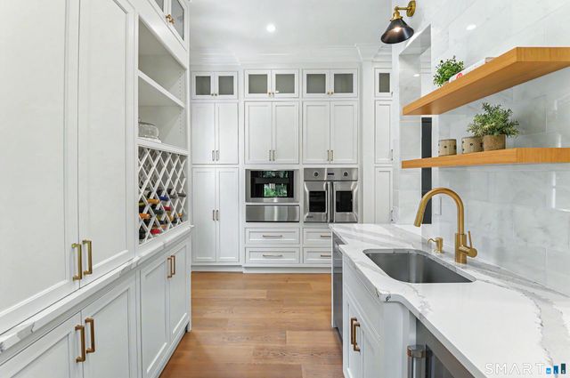 85 Manor Road, Ridgefield, CT 06877