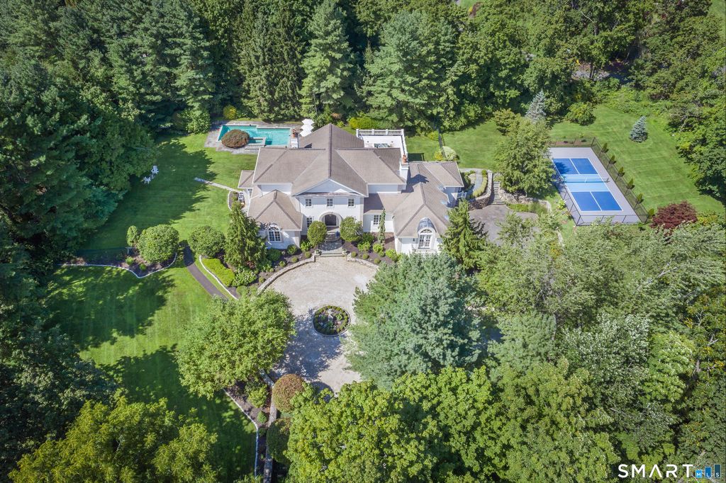 85 Manor Road, Ridgefield, CT 06877