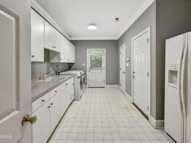 10824 Rondeau Woods Court, Raleigh, NC 27614