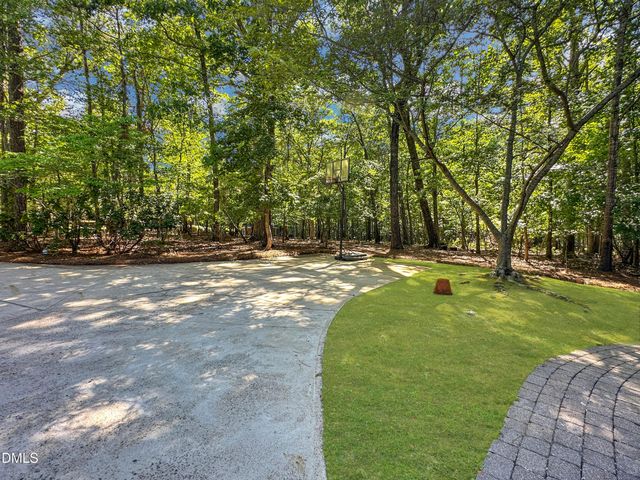 10824 Rondeau Woods Court, Raleigh, NC 27614