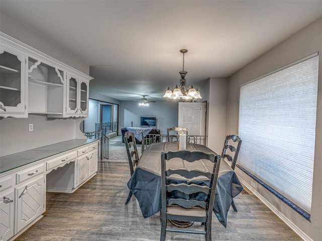 11226 Folkstone Drive, Yukon, OK 73099