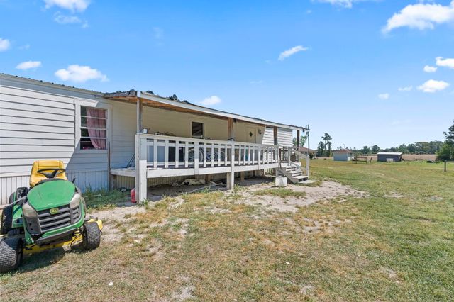 2800 Joyner Swamp Rd., Galivants Ferry, SC 29544