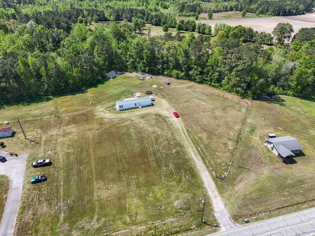 2800 Joyner Swamp Rd., Galivants Ferry, SC 29544