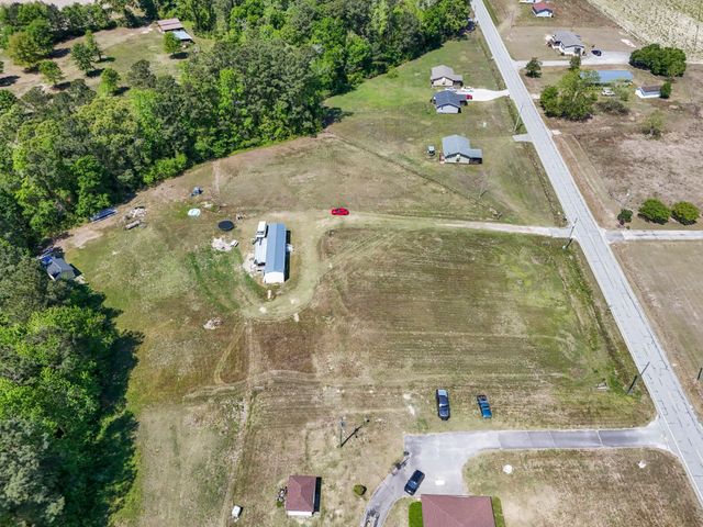 2800 Joyner Swamp Rd., Galivants Ferry, SC 29544