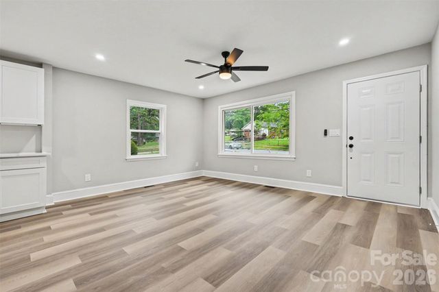 3716 Fieldcrest Road, Charlotte, NC 28217