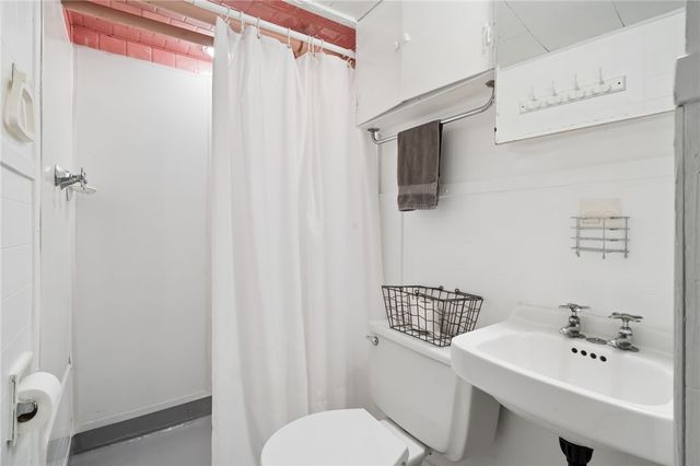 705 High St, Saltsburg Area, PA 15681