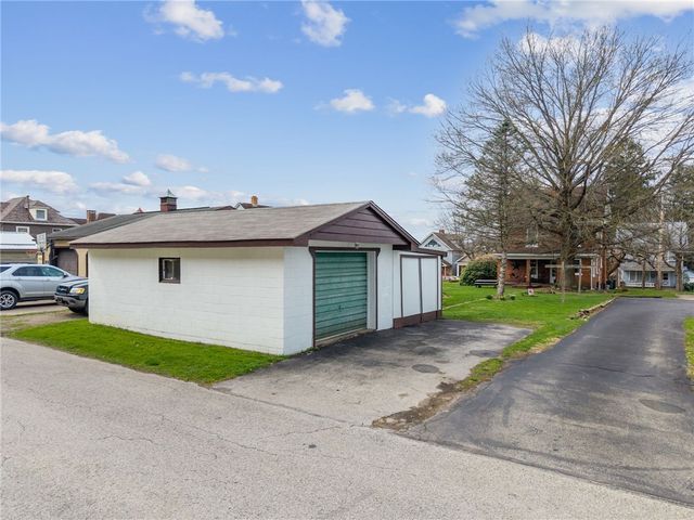 705 High St, Saltsburg Area, PA 15681