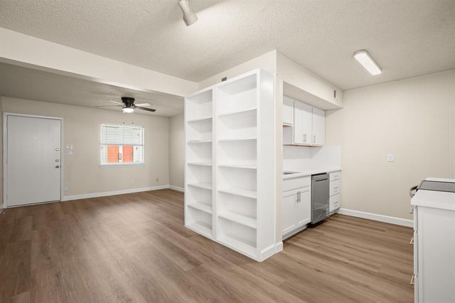 2408 Longview ST 112, Austin, TX 78705
