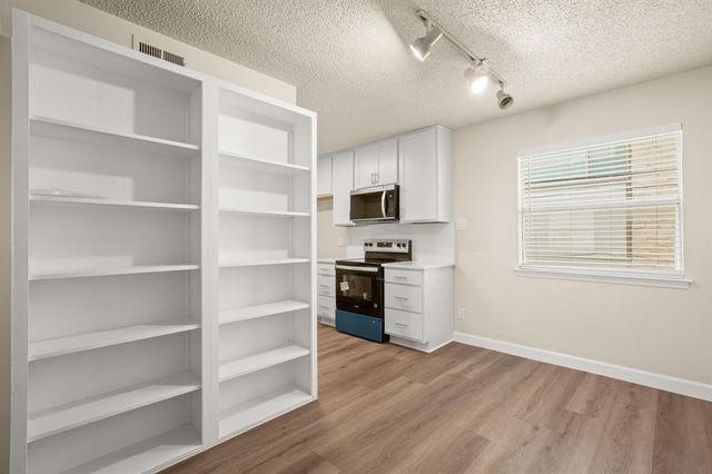 2408 Longview ST 112, Austin, TX 78705