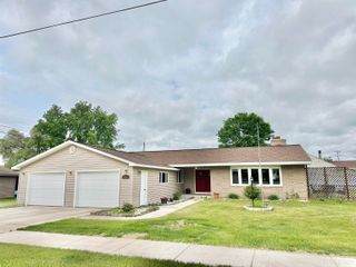 3630 Lincoln Ave, Quinnesec, MI 49876