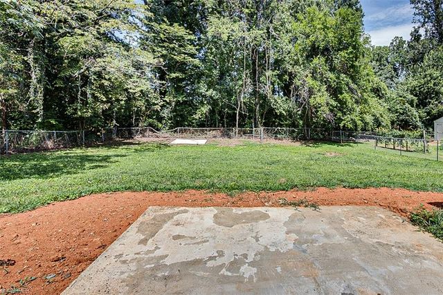 1510 Valley Ridge Drive, High Point, NC 27260