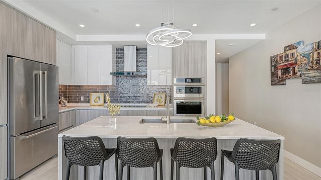 301 QUAY COMMON 606, Sarasota, FL 34236