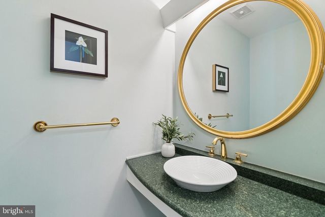 6103 BUCKINGHAM MANOR DR, Baltimore, MD 21210