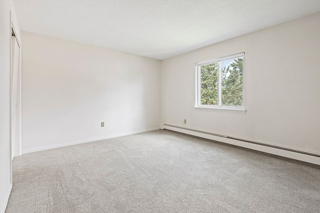 40 Will Dr 48, Canton, MA 02021
