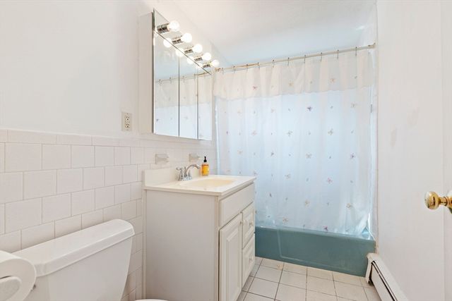 40 Will Dr 48, Canton, MA 02021