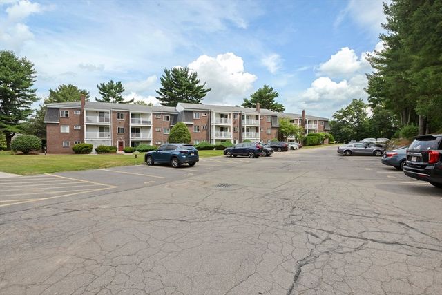 40 Will Dr 48, Canton, MA 02021