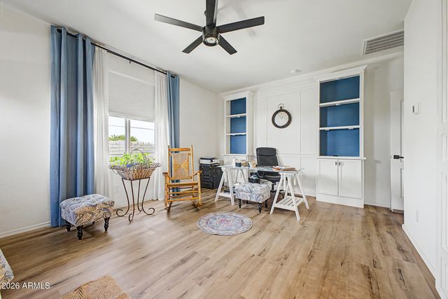 2740 W APOLLO Road, Phoenix, AZ 85041