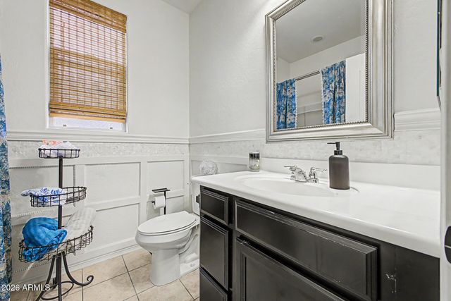 2740 W APOLLO Road, Phoenix, AZ 85041
