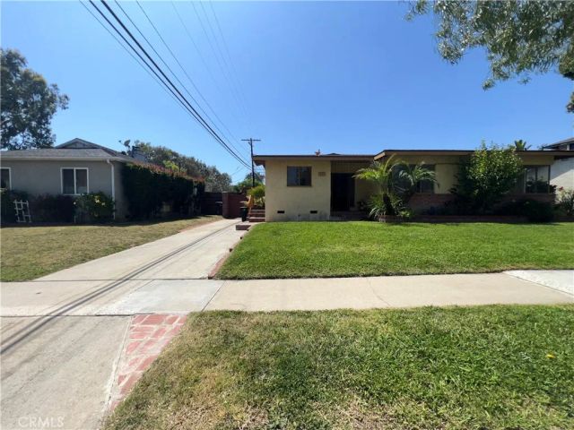 1115 FONTHILL, Torrance, CA 90503