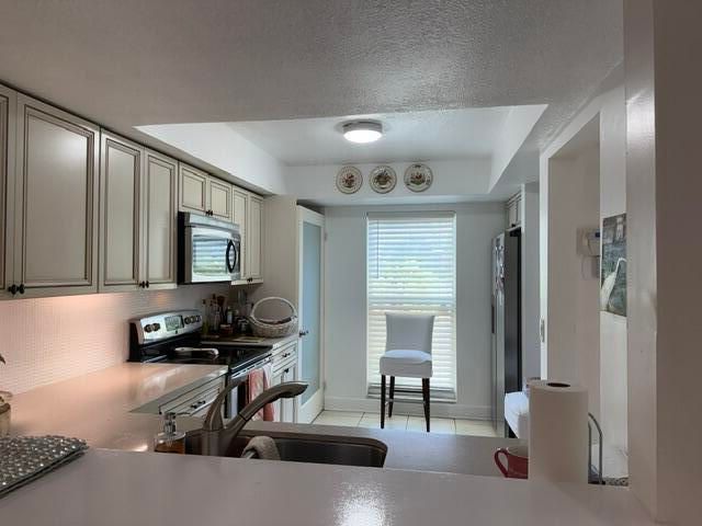 1723 EMBASSY Drive 103, West Palm Beach, FL 33401