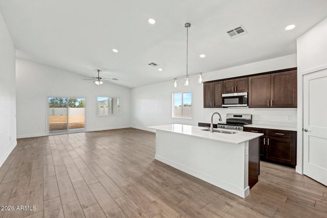 9786 W APPALOOSA Trail, Casa Grande, AZ 85194