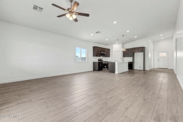 9786 W APPALOOSA Trail, Casa Grande, AZ 85194