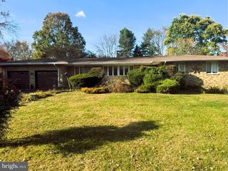 26 BALLAD DR, Newark, DE 19702