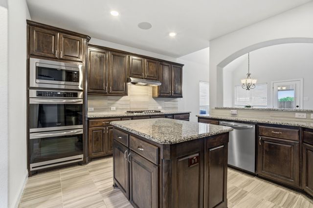 4610 Great Plains Way, Mansfield, TX 76063