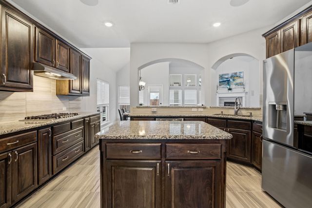 4610 Great Plains Way, Mansfield, TX 76063