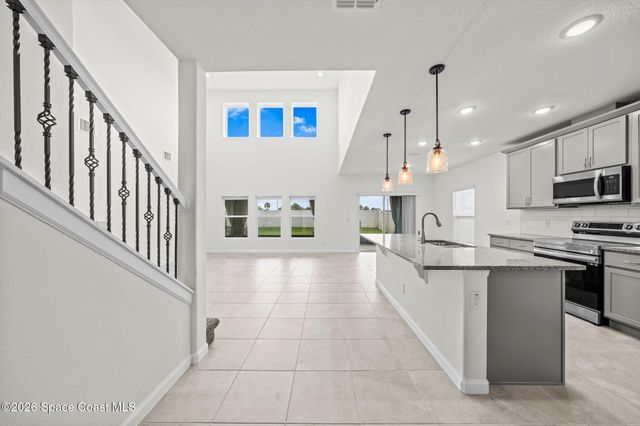 775 Kylar Drive NW, Palm Bay, FL 32907