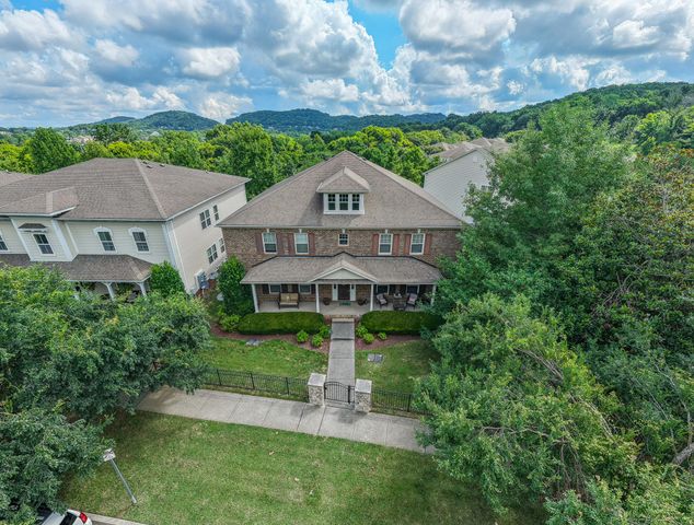 2006 Turning Wheel Ln, Franklin, TN 37067