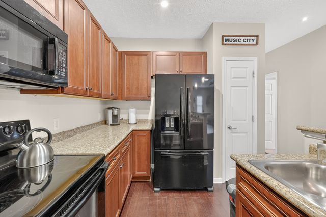 2006 Turning Wheel Ln, Franklin, TN 37067
