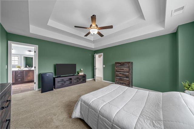 1655 Parkside Dr, Clarksville, TN 37042