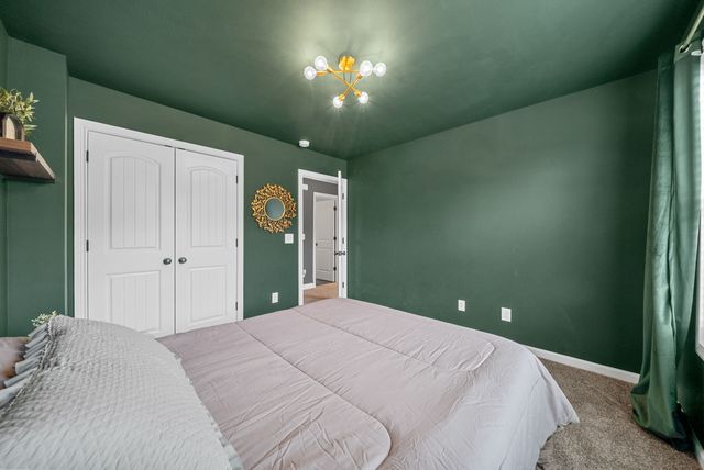 1655 Parkside Dr, Clarksville, TN 37042
