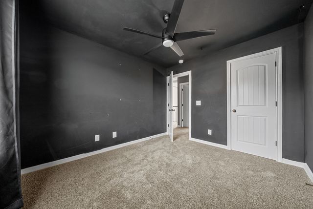 1655 Parkside Dr, Clarksville, TN 37042