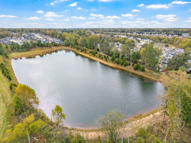 1655 Parkside Dr, Clarksville, TN 37042