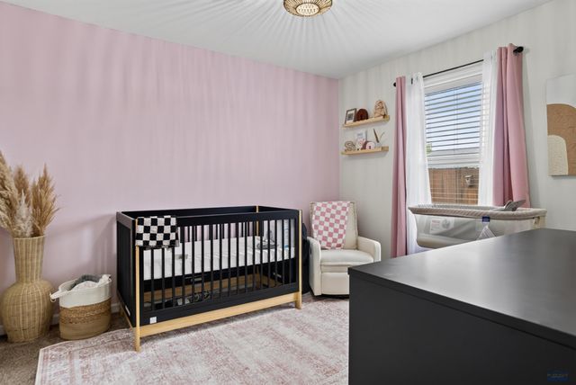 1004 LENNON LANE, Rapid City, SD 57701