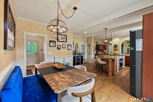 207 Great Pond Road, Simsbury, CT 06070